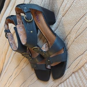 Clarks leather plush dazzle high heel sandals